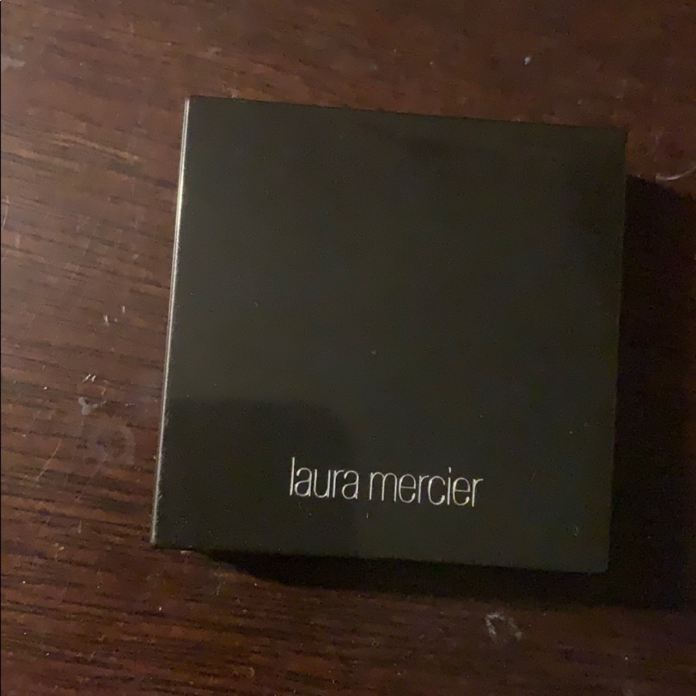 Laura Mercer Bronzer